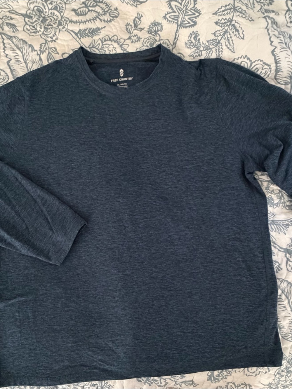 Free Country Men's Long Sleeve Crewneck Tee - Dark Navy Heather